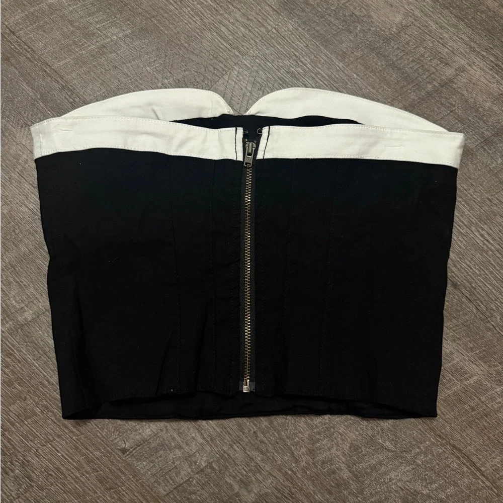 Maeve corset peekaboo top! - Picture 3 of 4